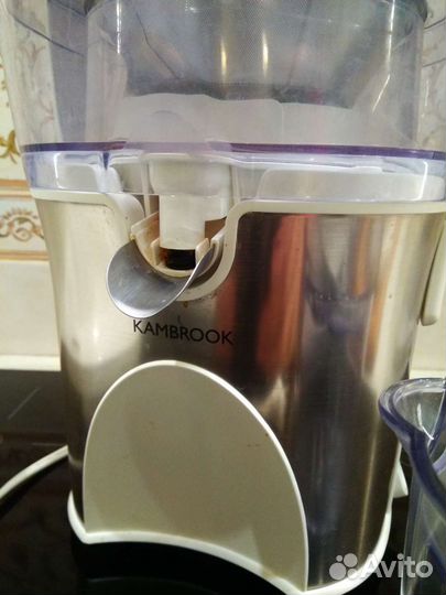 Соковыжималка Kambrook AJM 402