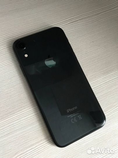 Телефон iPhone хр 128 гб