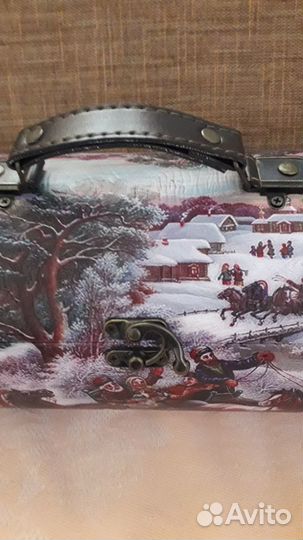 Шкатулка-футляр 