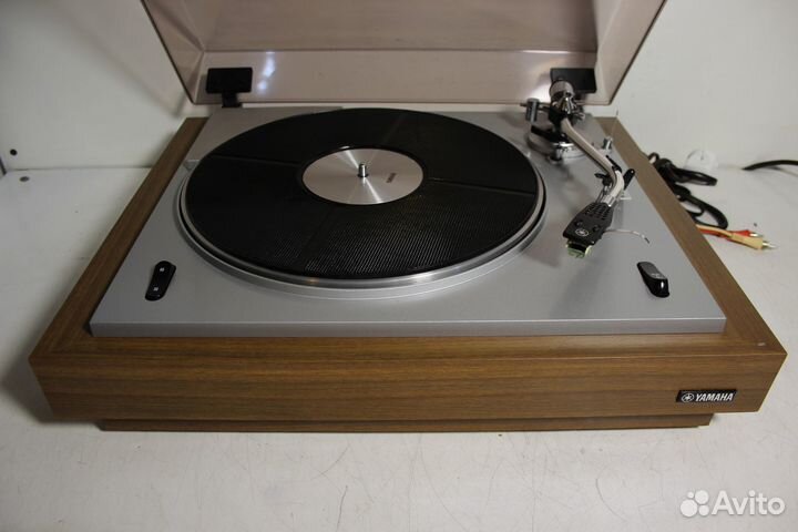 Yamaha YP-701 Виниловый проигрыватель Japan