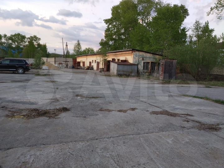 Здание, 272.6 м²