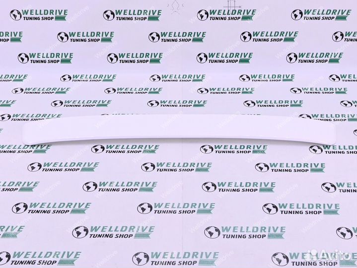 Козырек Toyota Camry 40 белый