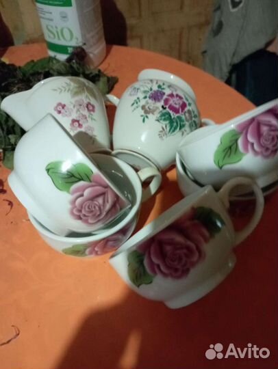 Молочник чайник чашки