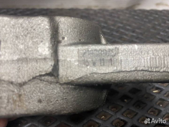 Рокер форсунки Volvo FH4 21808975