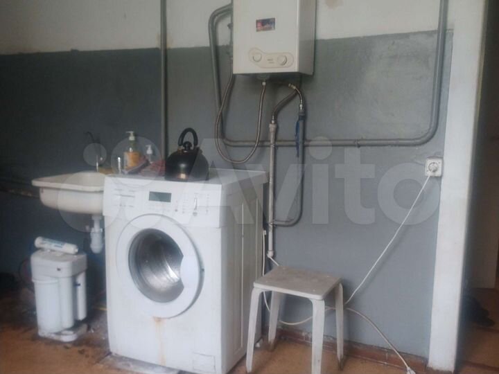 Комната 15 м² в 4-к., 2/2 эт.