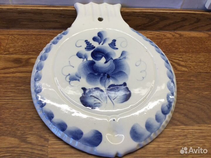 Винтаж. Сырная доска.Гжель.1970г