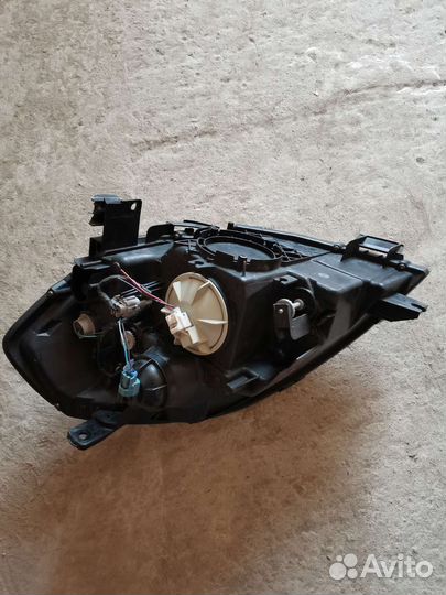 Фара правая Nissan Teana