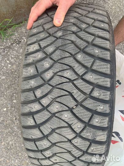 Dunlop SP Winter Ice 03 235/50 R18 101T