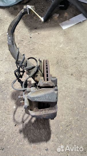 Ступица Mazda Atenza sedan GG3P (Переднее Левое)