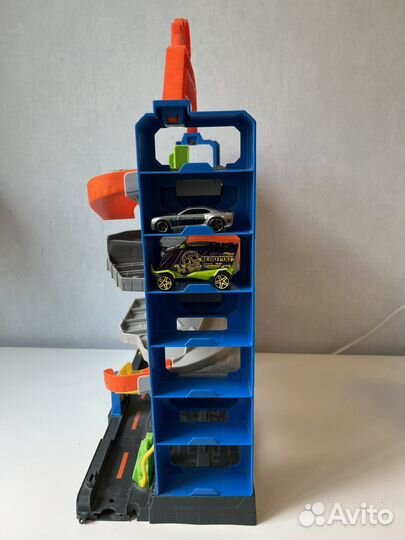 Гараж для машинок hot wheels хот вилс
