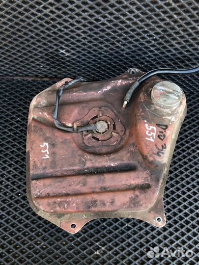 Бензобак на скутер Honda Dio 34 35