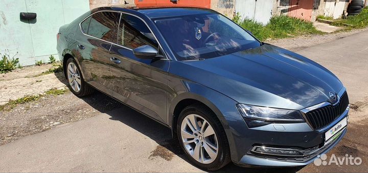 Skoda Superb 2.0 AMT, 2019, 50 455 км