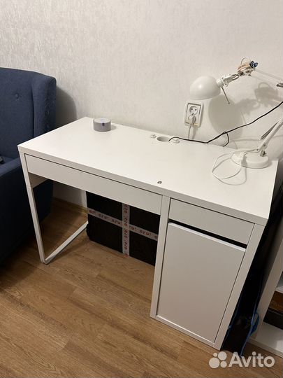 Письменный стол IKEA