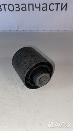 55215-2W000 Сайлентблок заднего нижнего рычага