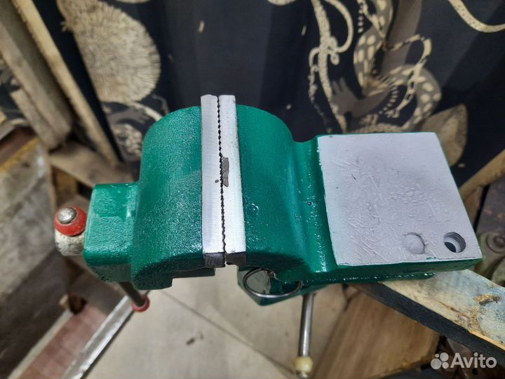 Тиски слесарные СССР