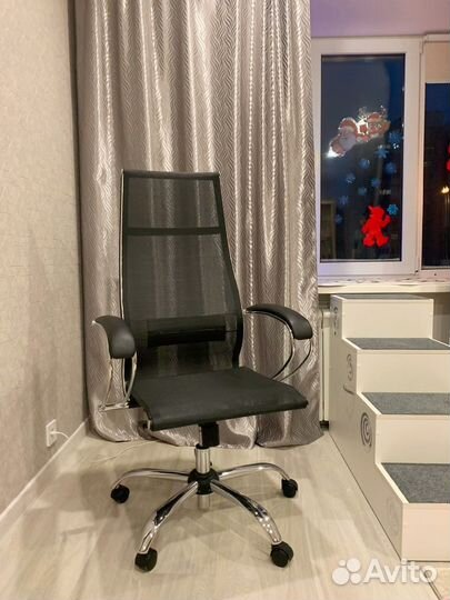 Компьютерное кресло