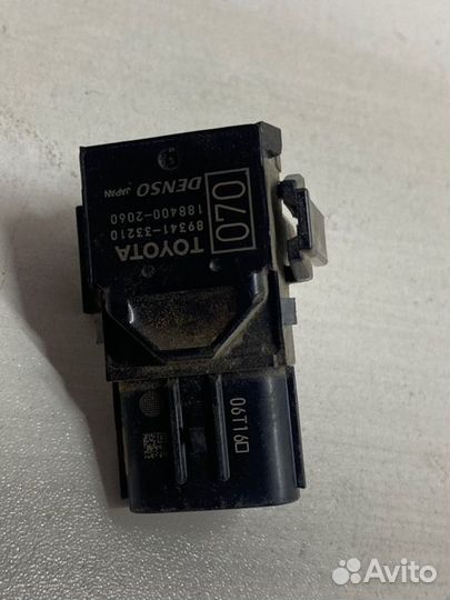 Парктроник Toyota Land Cruiser 200 2011-2015