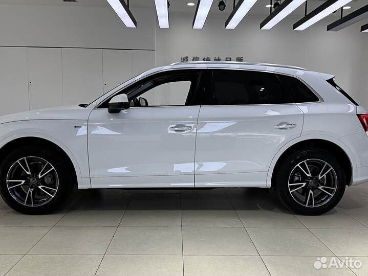 Audi Q5L 2.0 AMT, 2021, 39 900 км