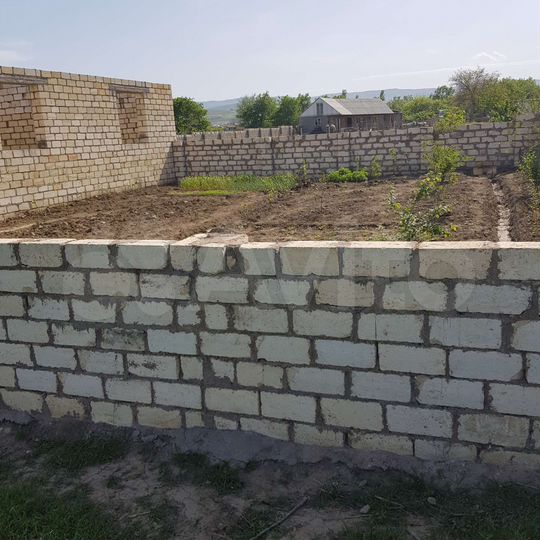 Дом 14,1 м² на участке 5 сот.