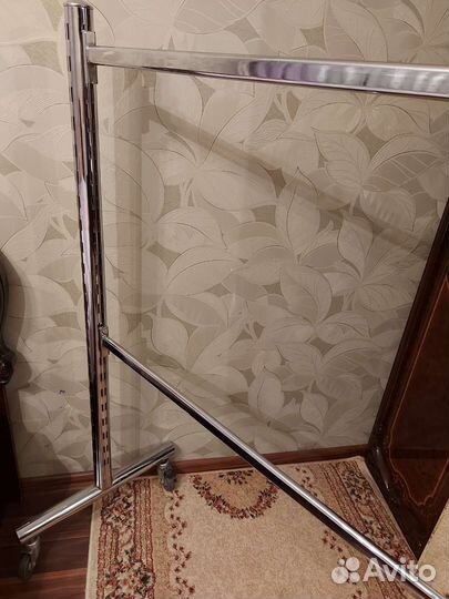 Вешалка напольная