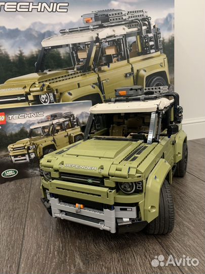 Lego technic 42110 land rover defender