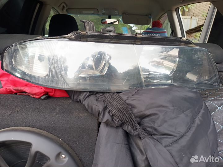 Продам фару 1533