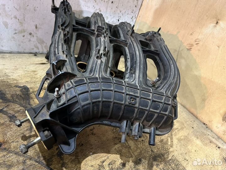 Впускной коллектор ваз 2112 2110 priora