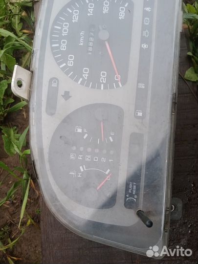 Приборная панель Nissan Terrano/Патфаиндер 1 WD21