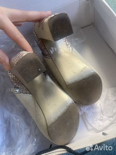 Винтажные сапоги в ковбойском стиле