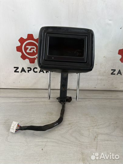 Nissan Patrol Y62 Подголовник