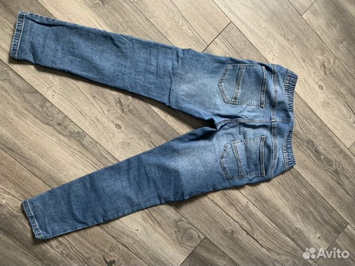 Джинсы