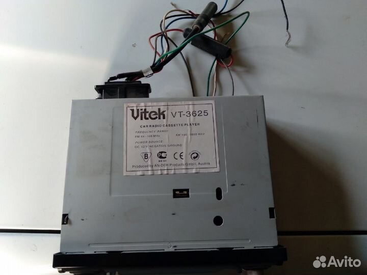 Автомагнитола Vitek