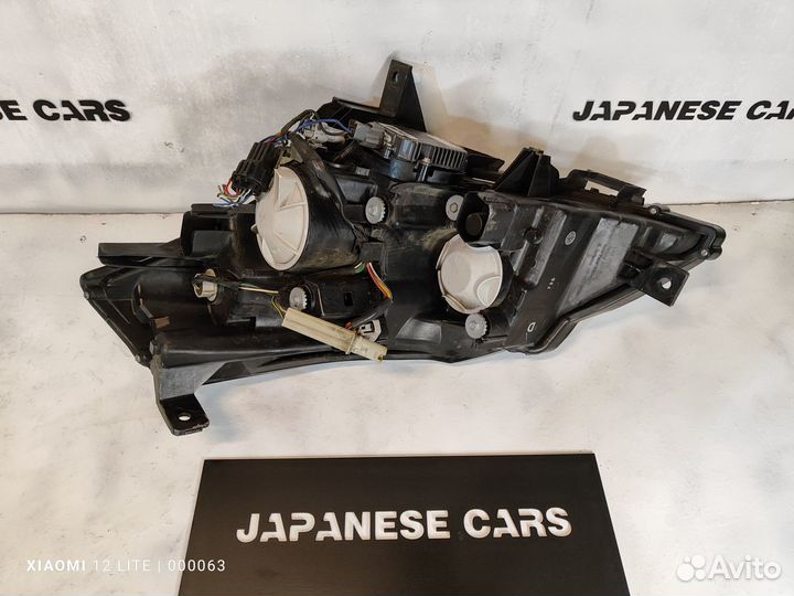 Фара правая Nissan Presage / II поколение