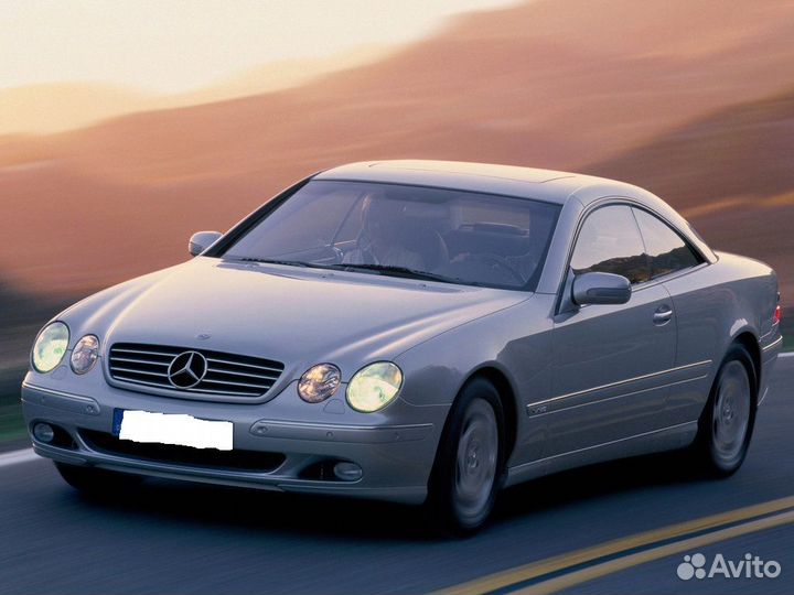 Лобовое стекло на Mercedes 