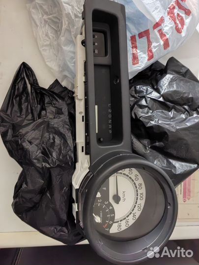 Приборная панель Toyota BB