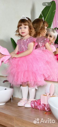 Платье праздничное 104