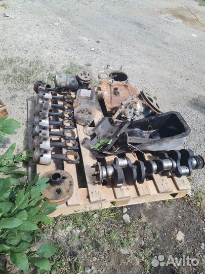 Двигатель ЗИЛ 130 в разборе