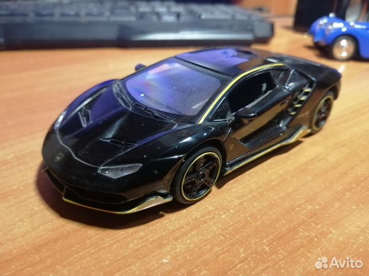 Модели автомобилей 1/32