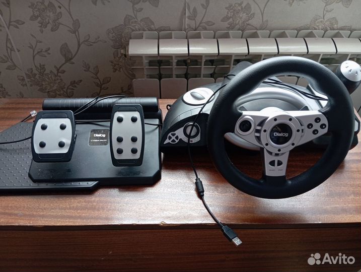 Продаю руль Dialog cyber pilot