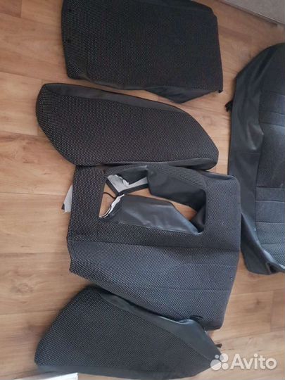 Чехлы на lancer 10