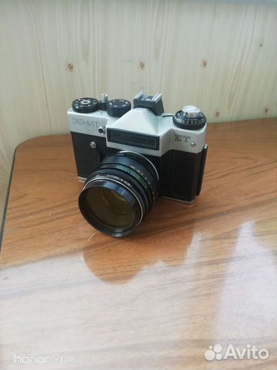 Компактный фотоаппарат