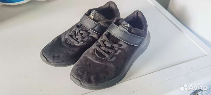 Кроссовки demix 36