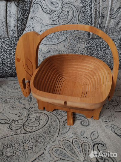 Деревянная ваза для фруктов в форме слона