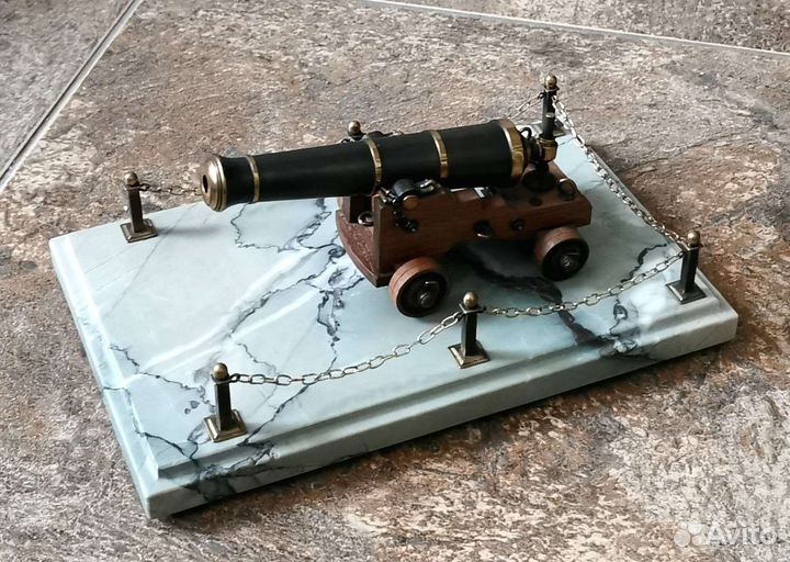 Модель корабельной пушки