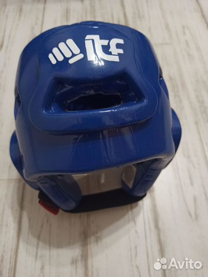 Перчатки, шлем для тхэквондо maxpro