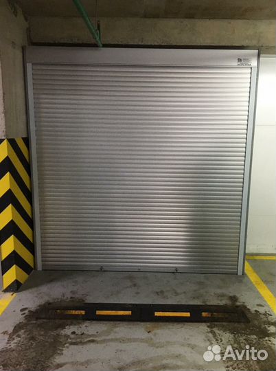 Роллетные шкафы в паркинг/ Шкаф для паркинга