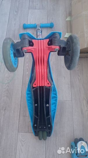 Самокат Scooter трёхколёсный