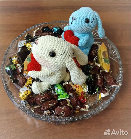 Зайчики-Валентинки