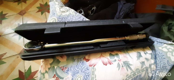 Динамометрический ключ Эврика