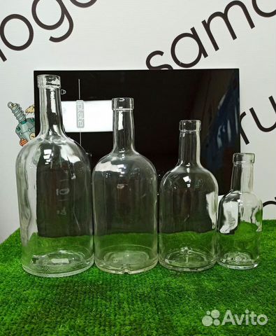 Бутылка стеклянная коньячная 